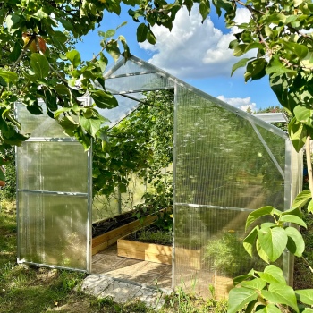 Теплицы домиком из поликарбоната в Гомеле